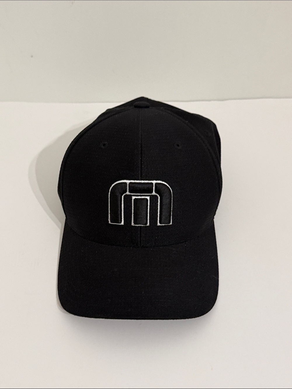 Travis Mathew Fitted Hat Golf Performance Wear Flexfit Size L-XL